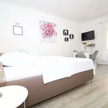 Apartment The Divine *